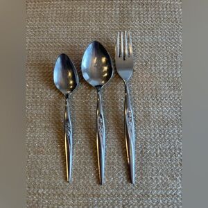 Gentle Rose (Stainless) by Sears Roebuck Tradition Utensils (3 pcs)